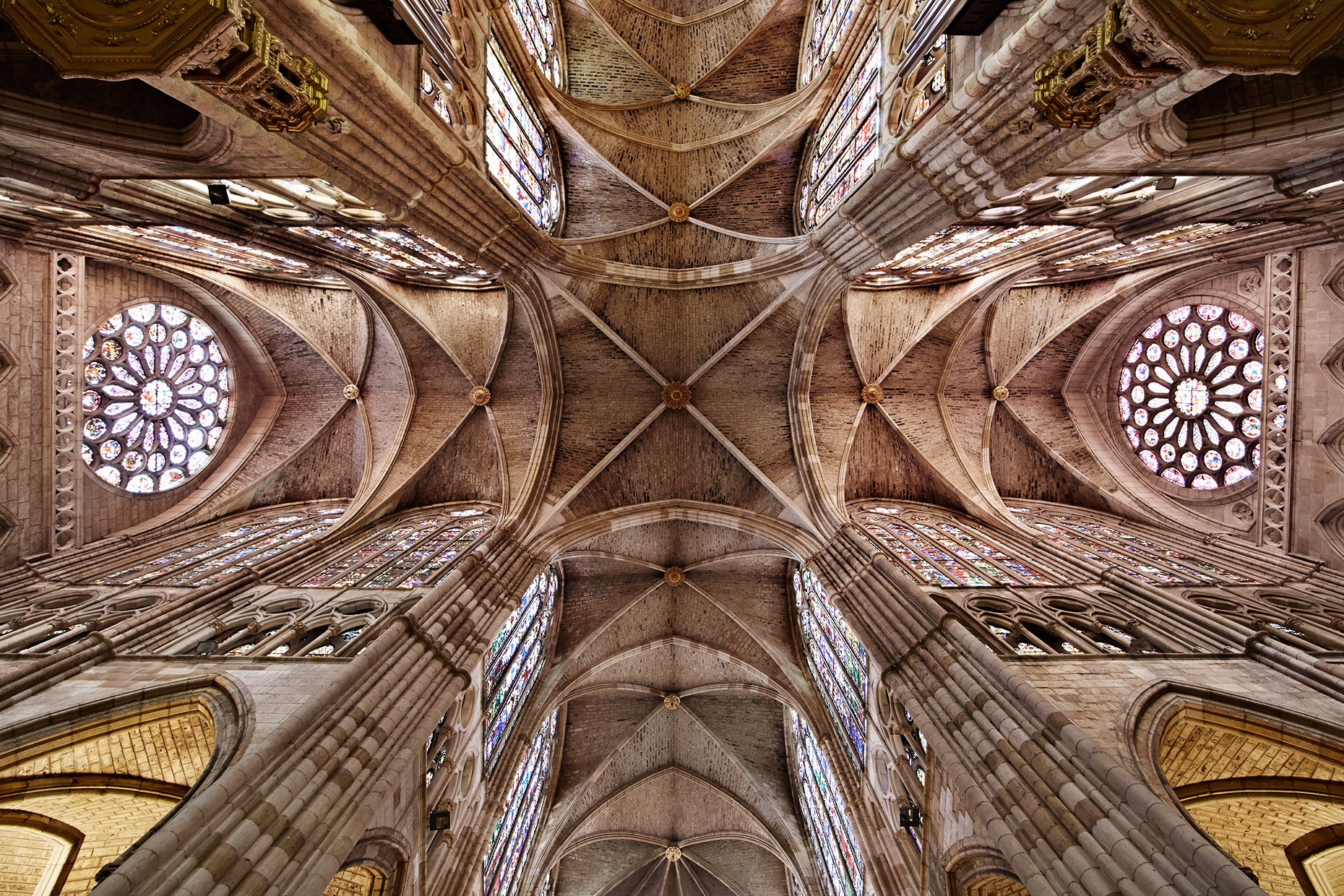 leon_cathedral_2a